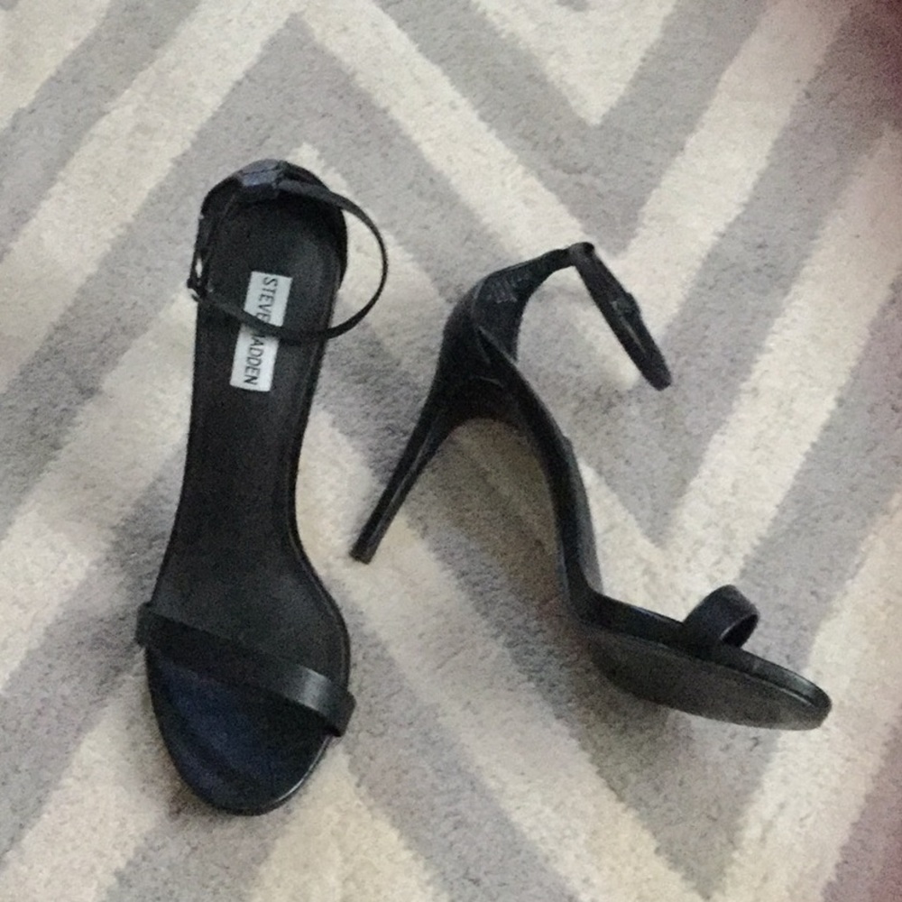 Black Steve Madden stilettos